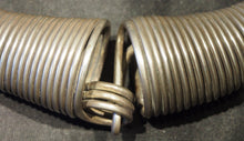 Load image into Gallery viewer, Silver-wire torque, neckring