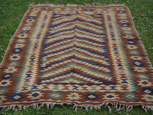 Load image into Gallery viewer, Şarköy kilim