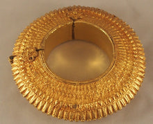 Load image into Gallery viewer, Indian gold bracelet