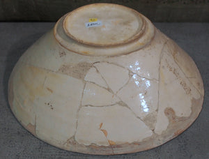 Samanid slip-painted pottery bowl,