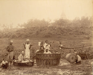 Drum circle from Burma ‘Hsaing Waing’.
